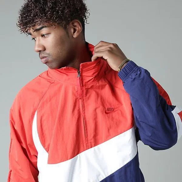 就是要「勾」起你的注意！Nike「超大型 Swoosh 復古運動外套」多種配色釋出！