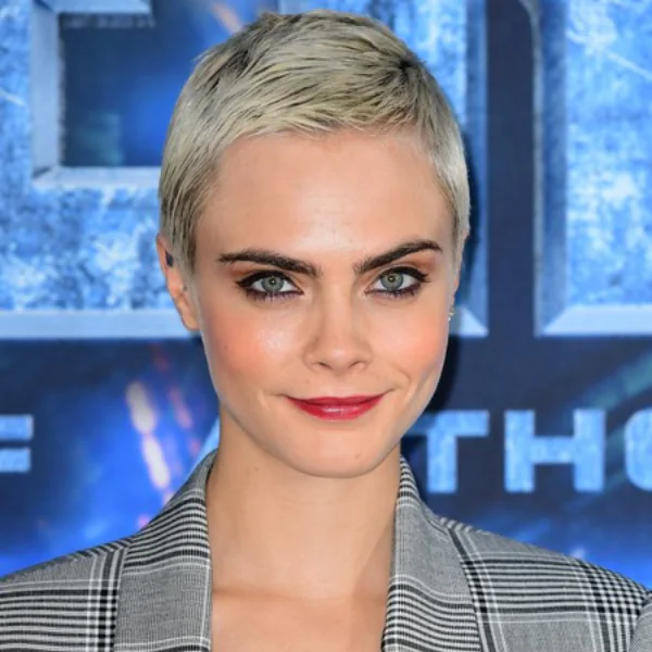 #NoChella：Cara Delevingne 杯葛 Coachella，為何卻反被網民批評「偽君子」？