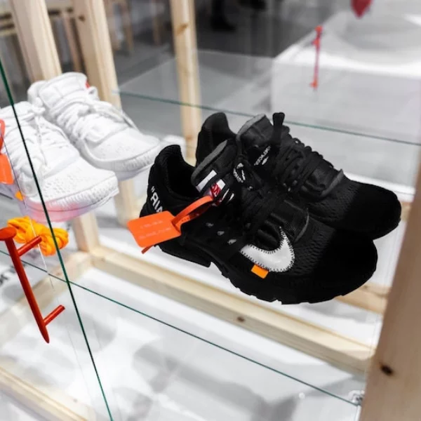 Virgil Abloh 和 IKEA 用直播發布了聯名系列“MARKERAD”，來看看都有哪些單品值得你留意
