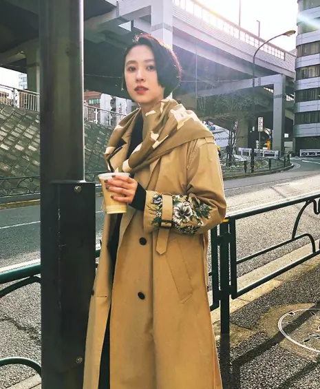 最會穿出好比例的姐妹檔：如果你也欣賞松本惠奈，絕不能錯過妹妹時髦又有型的穿搭風格！