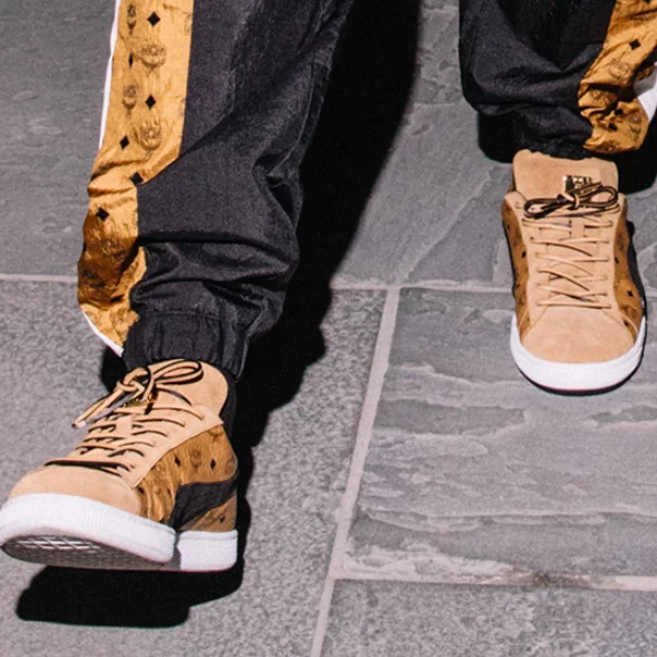 PUMA 嘻哈傳奇經典 Suede 系列推出 MCM 聯名款「配有拋光銅板」超帥啦！