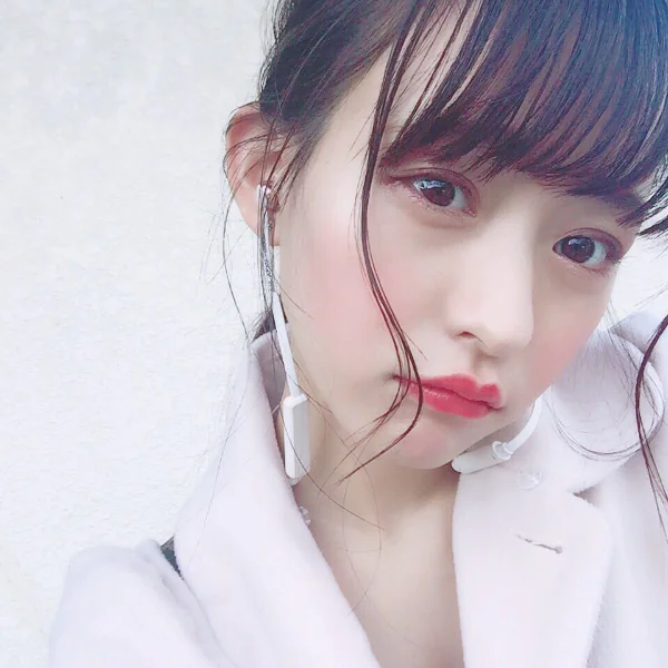 日本美妝大賞第 1 位「 OPERA 花嫁唇膏」幸福登台！網友：那唇欠親啊...