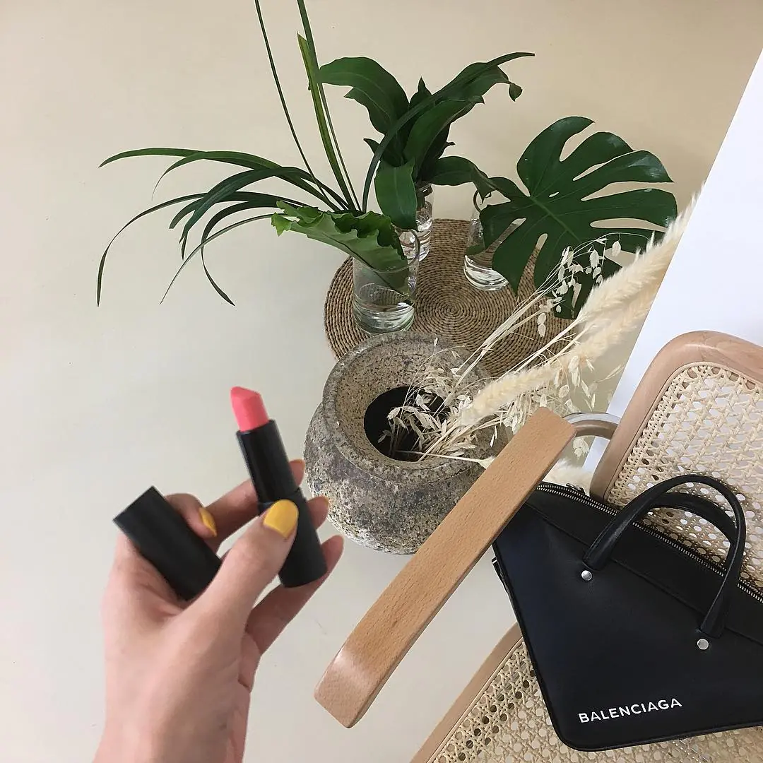 從近期 Instagram 上最人氣唇膏，認識這個韓國美妝品牌 Euyira！