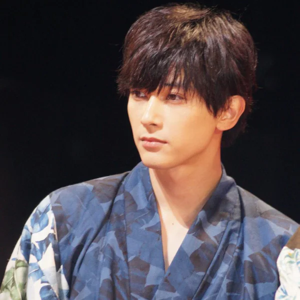 福士蒼汰竟然沒入榜！日本票選 2018 年「國寶級帥哥」Top 10，《銀魂》吉澤亮高居第二！