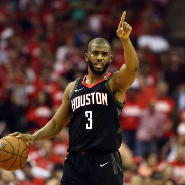 離總冠軍賽只差一步之遙！Chris Paul 下半場大爆發　幫助火箭擊敗勇士率先聽牌！