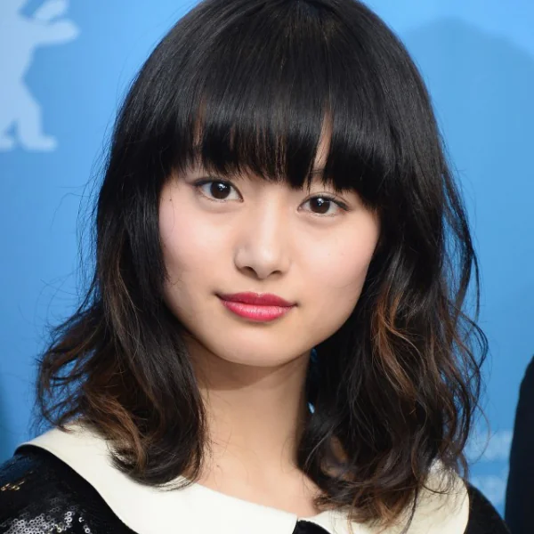 先前還演過真人版毛利蘭！帶你認識《死侍 2》飾演雪緒的日本女星「忽那汐里」！