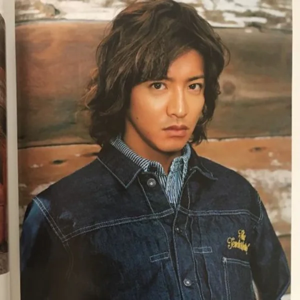 木村拓哉 15 歲女兒正式出道當模特兒　身高 170 公分氣場強大令日本網友驚豔！