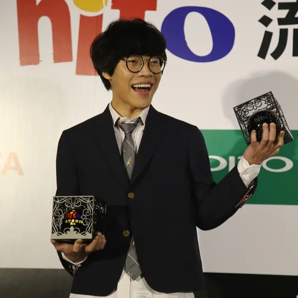 「hito 流行音樂獎」眾星雲集！頑童強勢開場　吳青峰新人之姿搭田馥甄唱 12 分鐘超長組曲！