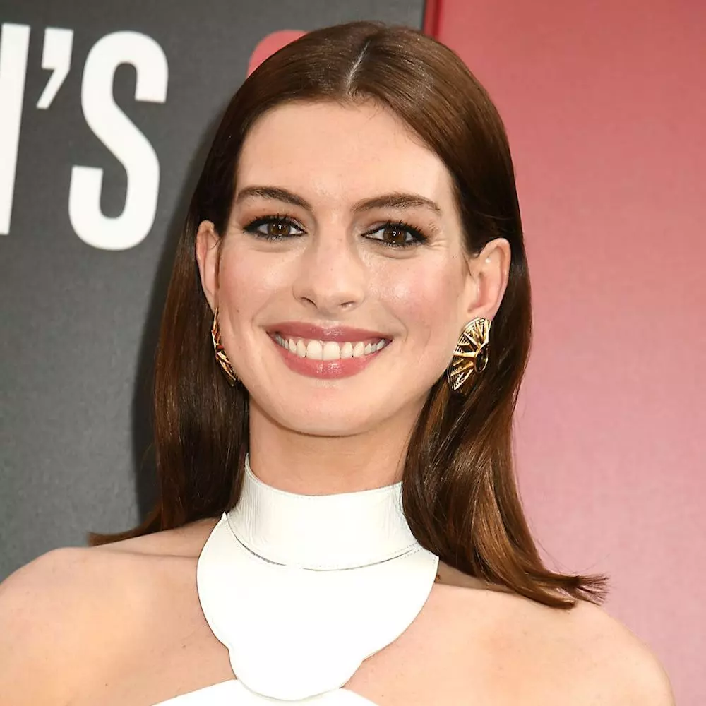 產後重拾自信的 Anne Hathaway，有賴《Ocean’s 8》一眾女星的一席話！