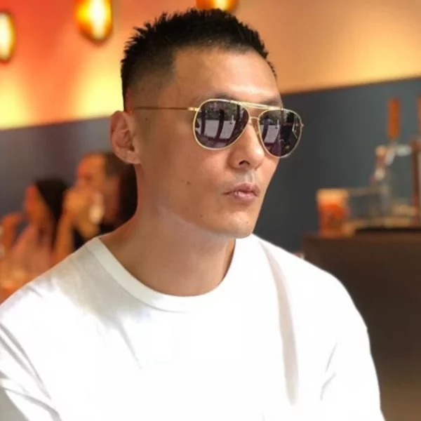 夏天想換髮型？試看看六叔余文樂示範的這顆「超俐落短髮造型」吧！