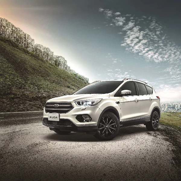 「New Ford Kuga勁黑版」限量登場   勁黑運動套件升級不加價 支援Waze全球最大社群導航軟體  智慧生活更便利