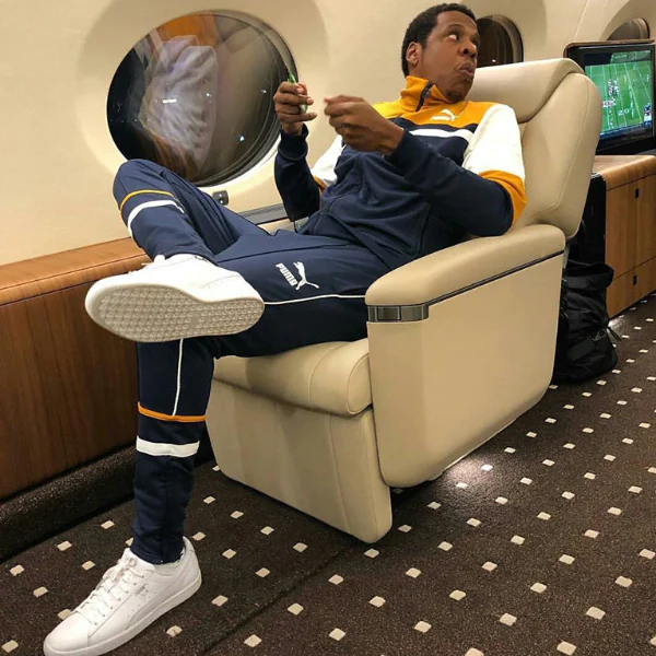 強勢回歸籃球市場！PUMA 特邀嘻哈天王 JAY-Z 擔任籃球系列營運總監，此外更與這名傳奇球員下終身合約！
