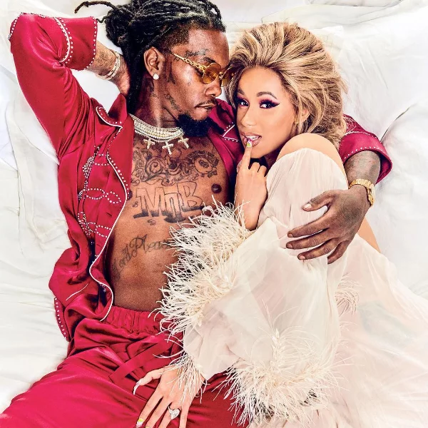 美國嘻哈圈又一黃金夫妻檔誕生！饒舌女王 Cardi B 已證實和男友 Offset 於去年秘密完婚！
