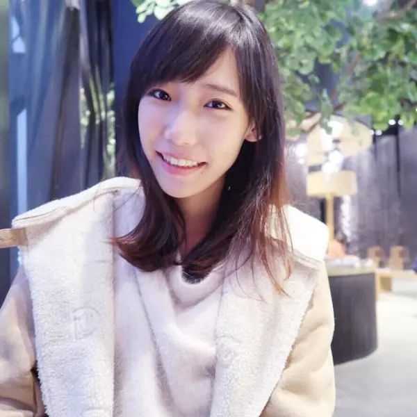 制服誘惑！萌系Youtuber「安啾」親試穿三大日式水手服，氣質清新引粉暴動
