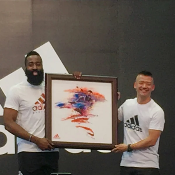 年度 MVP 旋風訪台！哈登舉止超親民　大方傳授台灣年輕球員「歐洲步」成功祕訣！