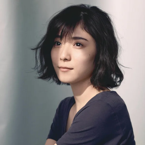日本90後影視雙棲女星「松岡茉優」不施脂粉廣告片壓軸釋出! 2018坎城影展嶄露頭角上位實力派影后 紅毯秘密全靠「它」