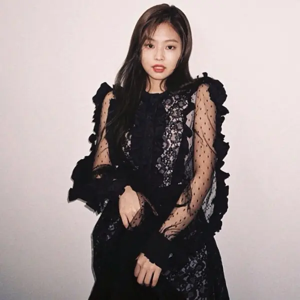 韓國女團 BLACKPINK 成員 IG 帳號正式開通！史上最會駕馭浮誇風格
