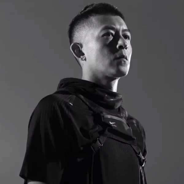 陳冠希新歌《健身房/呼吸》 MV 登場！攜老婆秦舒培共同演繹 NikeLab x Matthew M Williams 系列！