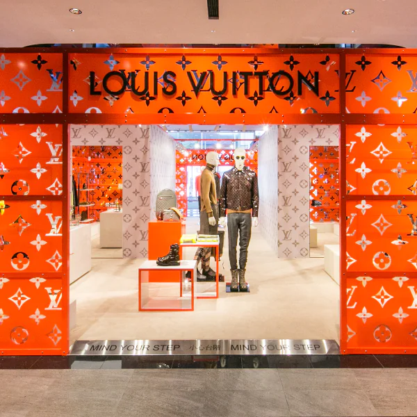 首間 LV 男裝快閃店登場！謝佳見、張軒睿、李玉璽、吳念軒四大男神也親臨現場拚帥度