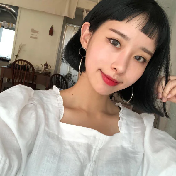 看膩眉上瀏海？這款「Choppy Bangs」近日擄獲了韓國女生們的心！