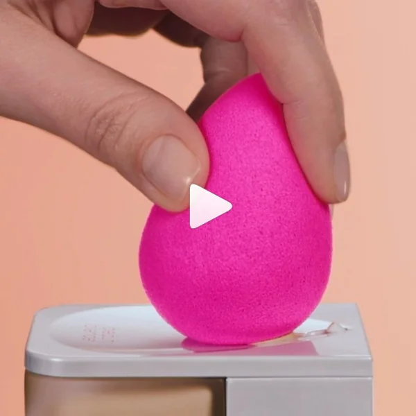 Beautyblender 推出首枝長效粉底液，將會成為史上最強底妝產品！