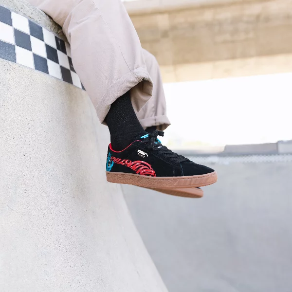 與滑板潮牌的神級聯名！PUMA x Santa Cruz  推出 SUEDE 50 週年紀念限量鞋款！