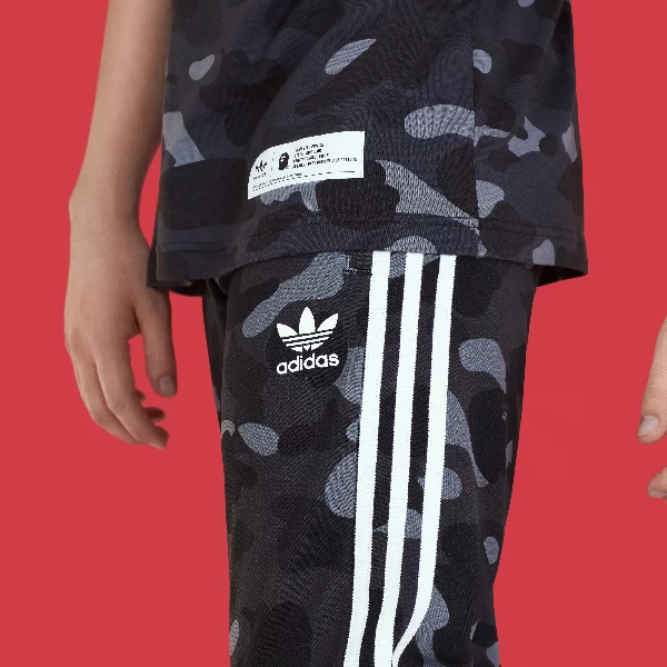 汲取於嘻哈黃金年代！adidas Originals 再度與 A BATHING APE®  攜手打造秋冬乘聯系列！