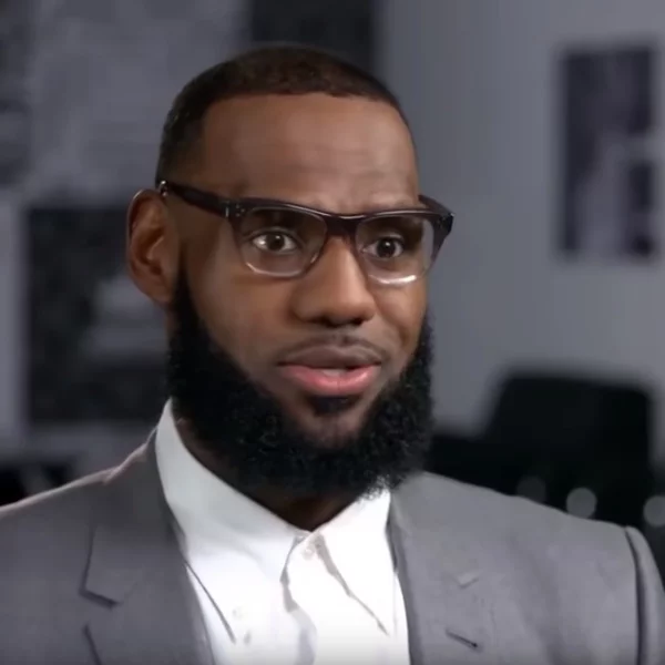 加盟湖人後首次受訪！詹皇坦言「曾想過加盟火箭與 Harden 和 CP 3 組隊」