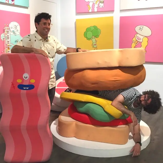 不只看，還能玩到瘋掉！Line 貼圖插畫家「Brosmind」首次來台設展　「太空車、互動三明治」遊回童年！