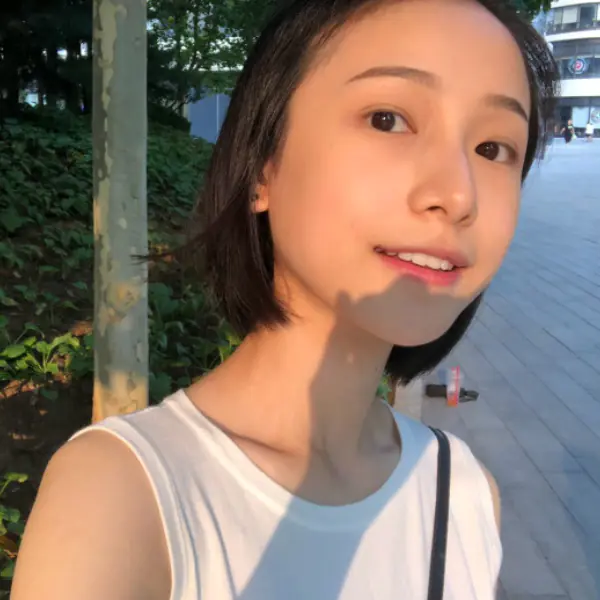 已戀愛！《延禧攻略》明玉被封「天生初戀臉」，私底下還是個文青音樂才女！