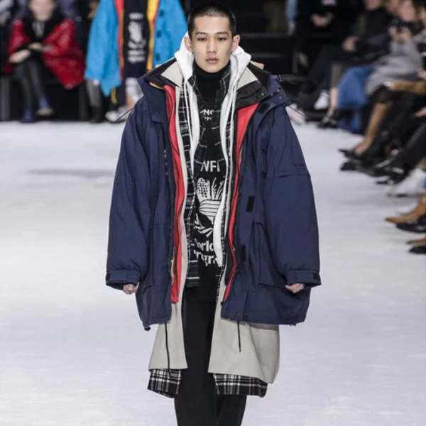 連衣著也要搞多層次？Balenciaga 無極限推出「七合一多層次秋冬大衣」你會買單嗎？