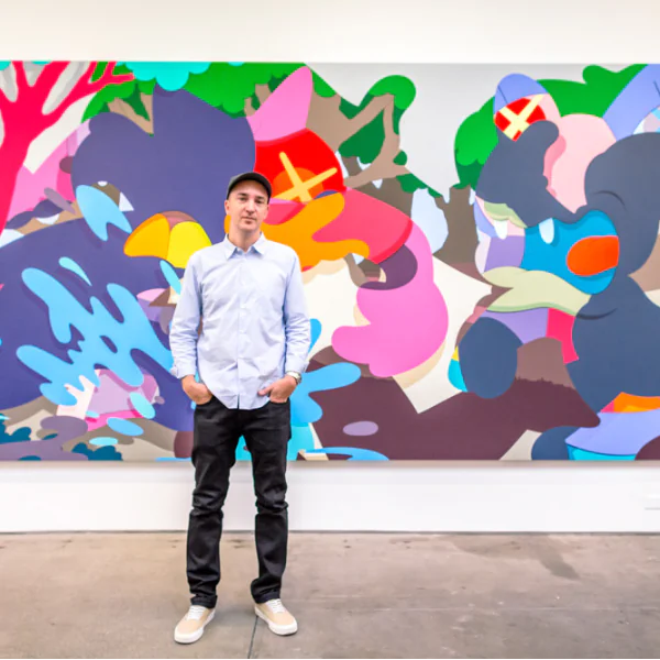 大師之作回歸！KAWS 經典「PASSING THROUGH」即將復刻