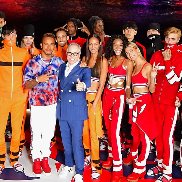 驚！Gigi Hadid 連續開場 4 年，這次換成 Hailey Baldwin！Tommy Hilfiger 秋冬時裝秀上海賽車場完美登場！