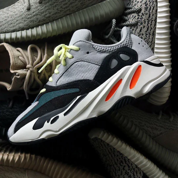 千呼萬喚終於登場！adidas Originals YEEZY BOOST 700 Wave Runner 本週發售！