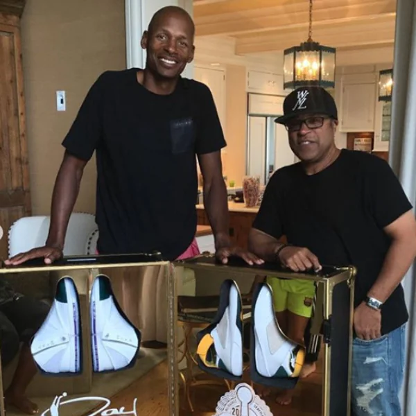 Jordan Brand 為雷槍送上名人堂大禮！經典戰役穿過的鞋款你記得幾雙？