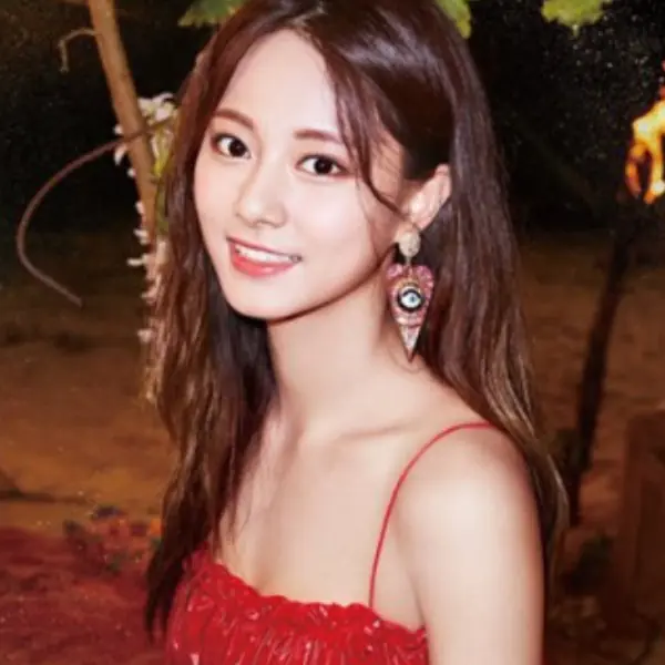泫雅因認愛遭開除，另一頭 JYP：「Twice 成員下個月就可以開始談戀愛！」