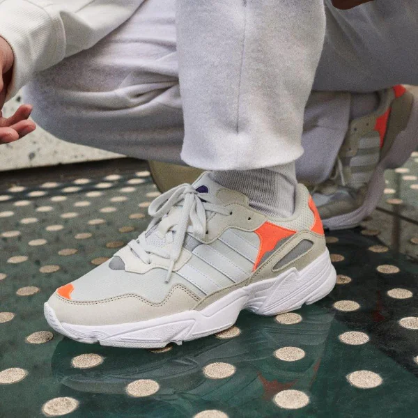 你要 YUNG-1 還是 YUNG 96 ？ adidas Originals  YUNG 系列同步發售讓你兩個願望一次達成！