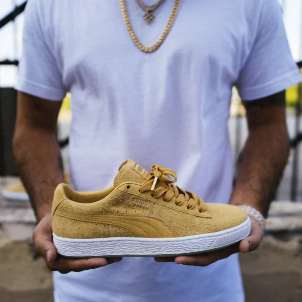極盡奢華！PUMA SUEDE 50 與紐約知名珠寶客製品牌  Chapter II 推出限量聯名紀念鞋款！