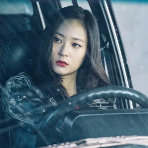 搭檔宋承憲！Krystal 高顏值罪犯《Player》發布，「高冷造型」再出擊！
