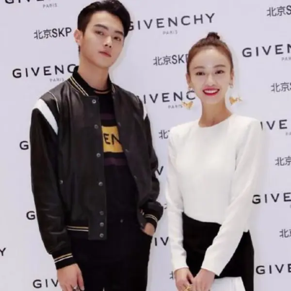 《延禧》傅瓔CP再合體！瓔珞出席時尚活動，傅恆：遇愛會主動追求！