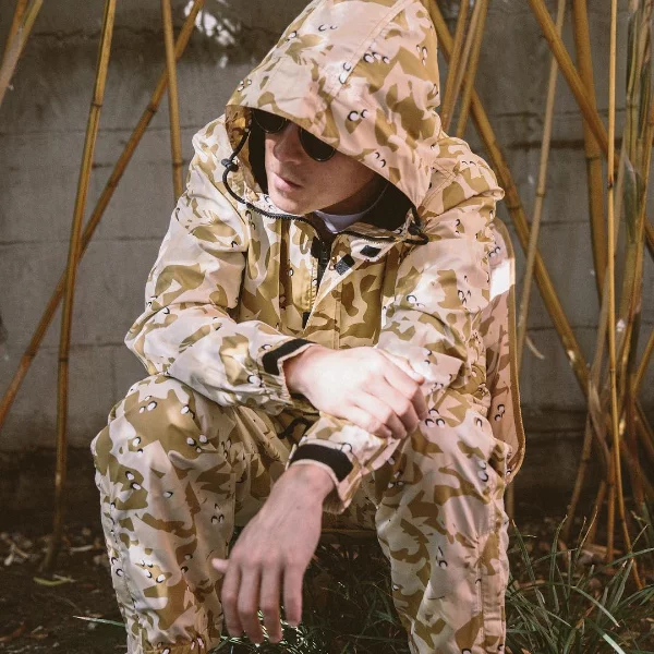 在台灣也買得到「陳冠希著用」全新 Alienegra Desert Camo 套裝！