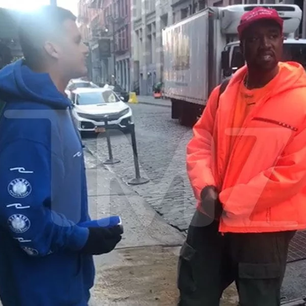 肯伊威斯特紐約街頭看見遊民 Rap 表演，立即帶他去錄音室錄歌！