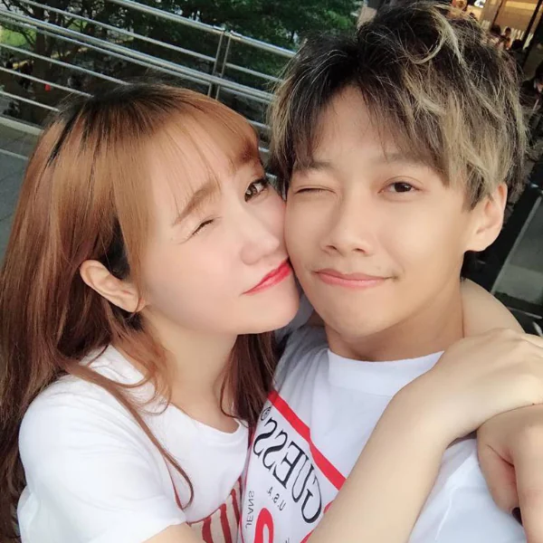甜喊「老婆」好事近？ 「這群人 尼克」同框正妹女友「Ashly」閃光彈重擊