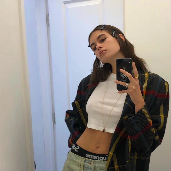 成為品牌史上最年輕代言人！17 歲超模 Kaia Gerber 宣布成為 YSl 美妝大使！