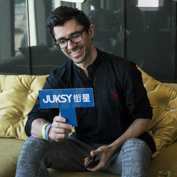 紅極一時的〈Like a G6〉他有參與製作？專訪鬼才印度 DJ KSHMR，還透露了對於 KPOP 的想法 …