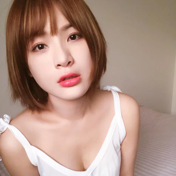 進廠維修洩子宮秘事！「陳沂」34歲凍卵找「精主」　網力推「館長」！
