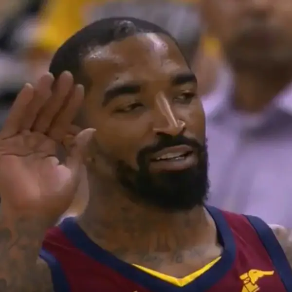熱身賽就火藥味十足！JR Smith 與綠衫軍球員引發火爆衝突　賽後挑釁：我在街上等你！　