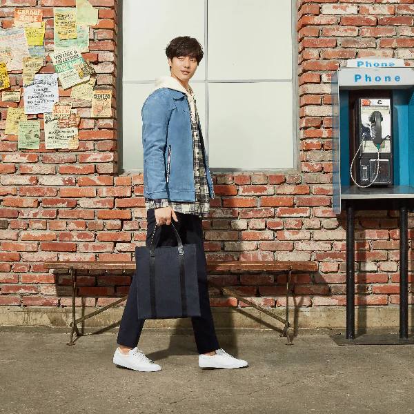 特邀「國民暖男」梁世宗做穿搭示範！Samsonite RED 全新 2018 秋冬系列包款釋出！