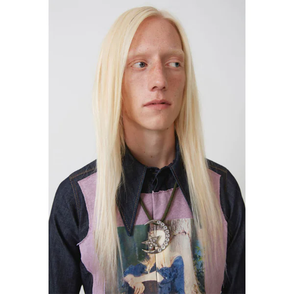 用服裝向傳奇吉他手致敬！Acne Studios 釋出全新系列「The Johnny Winter Project」