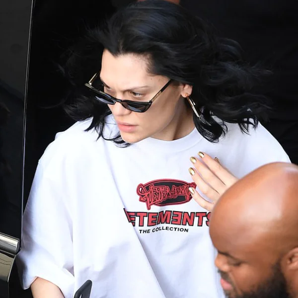 戀情白熱化！查寧坦圖帶女兒去看 Jessie J 演唱會　幾小時前才剛從香閨中離開！